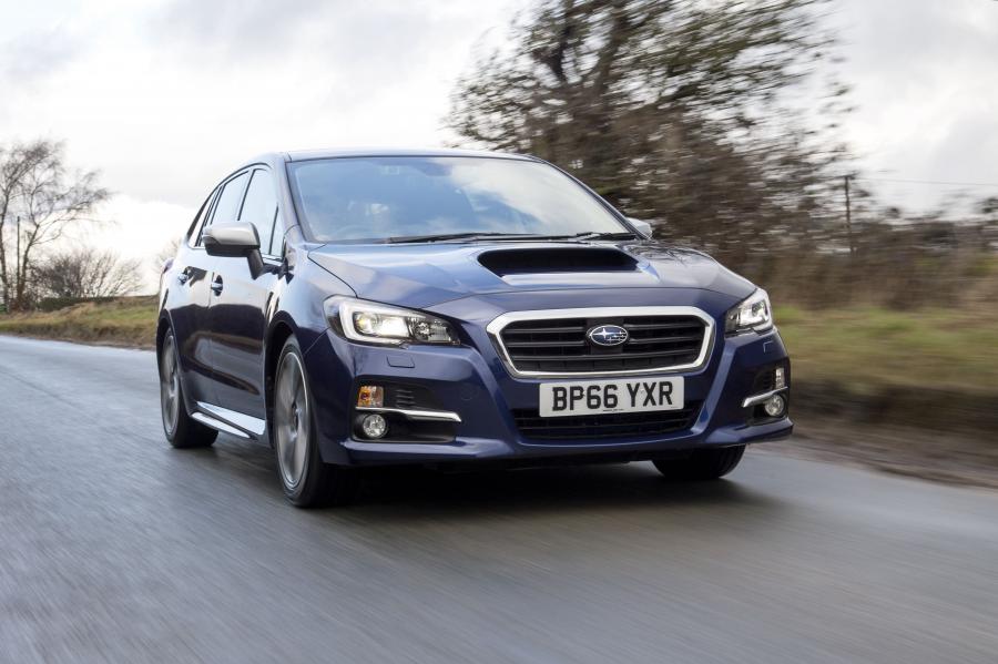  Subaru Levorg GT 2016 года  (UK) (фото 4 из 40)
